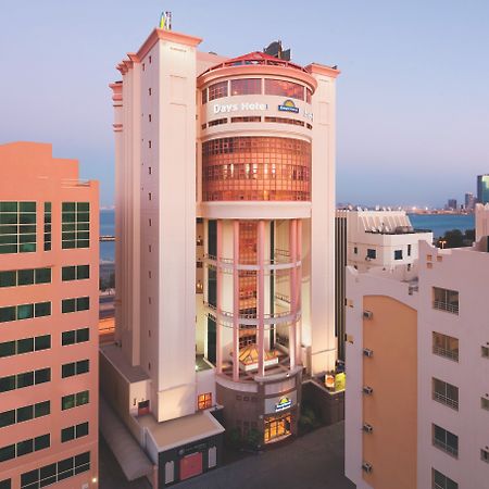 Happy Days Hotel Al-Manamah Bagian luar foto