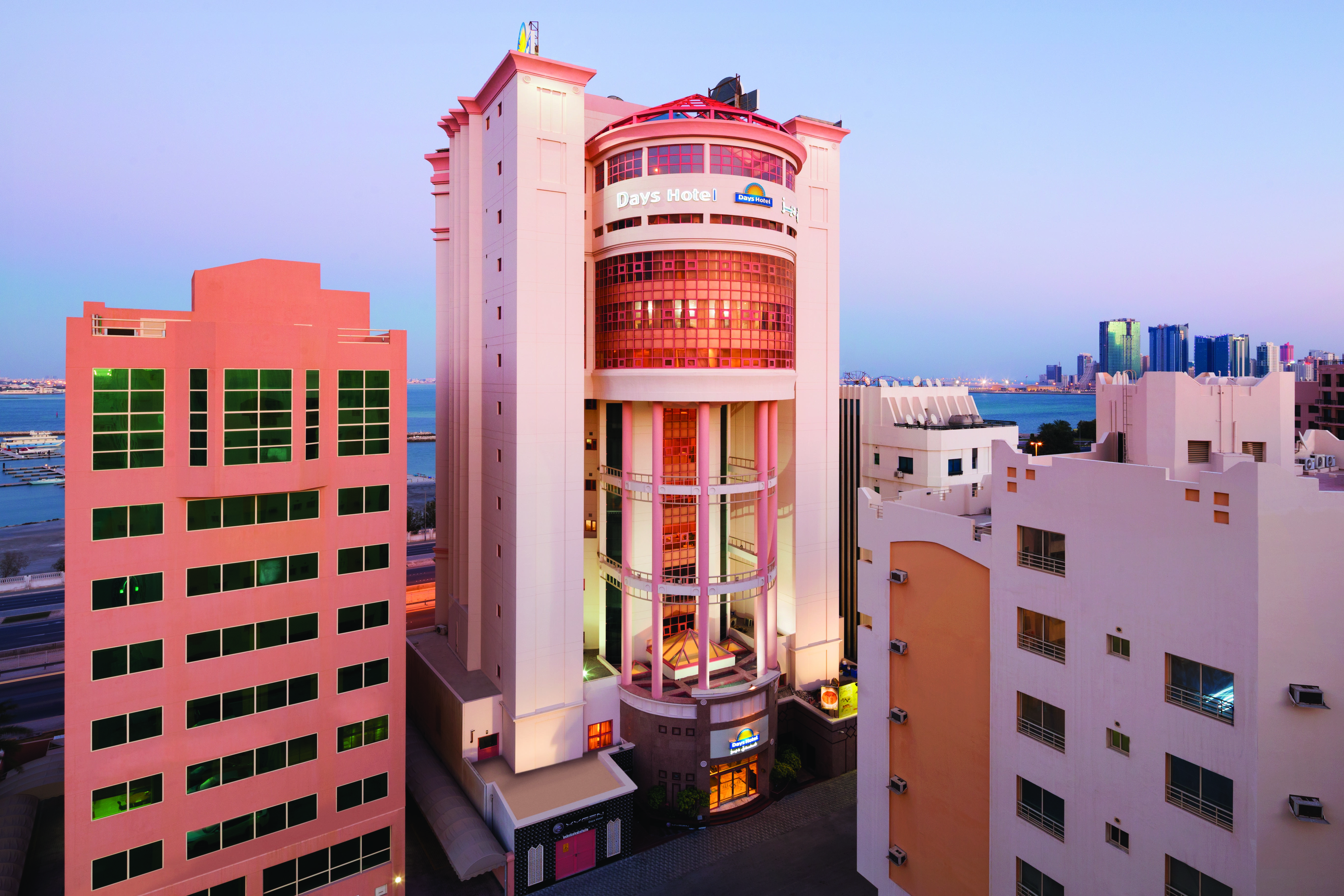 Happy Days Hotel Al-Manamah Bagian luar foto
