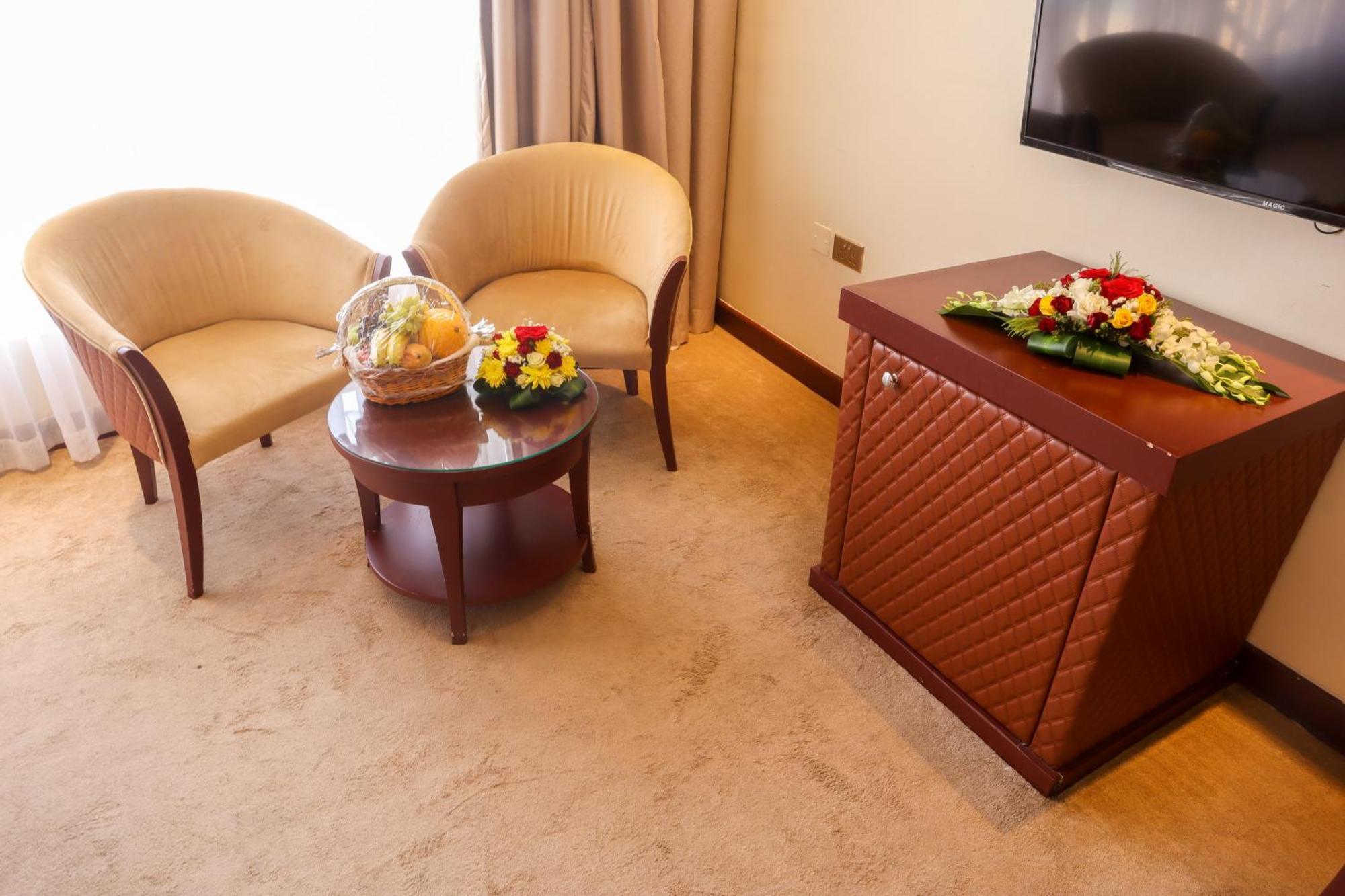 Happy Days Hotel Al-Manamah Bagian luar foto