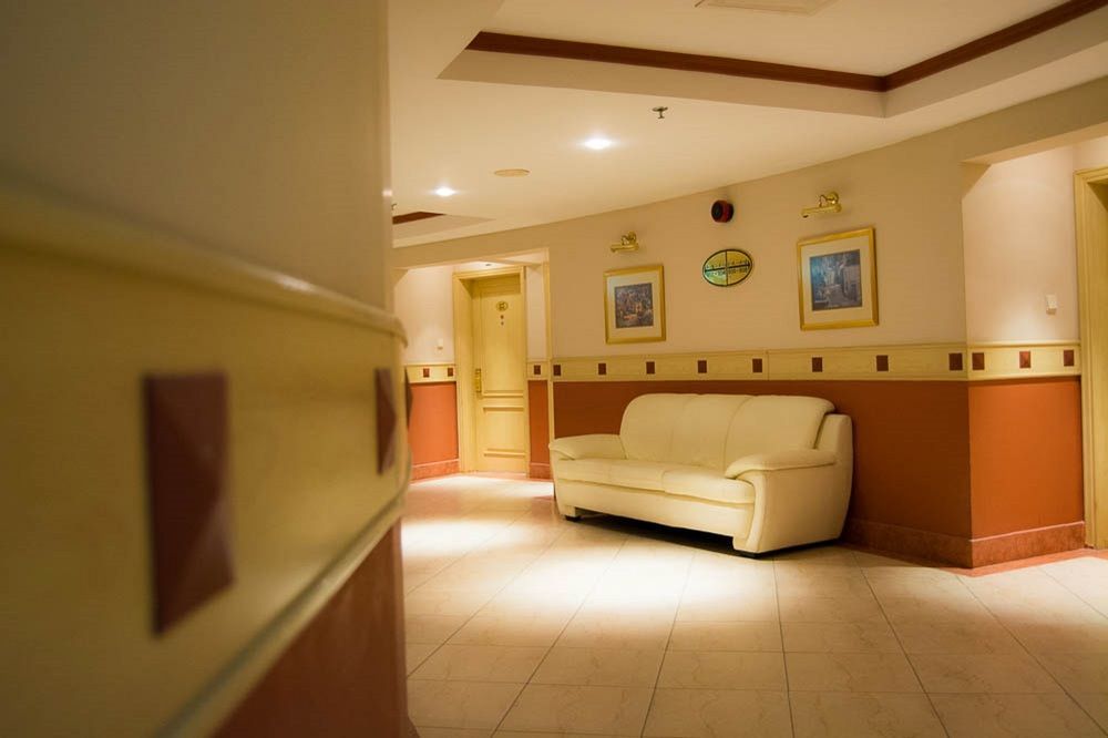 Happy Days Hotel Al-Manamah Bagian luar foto